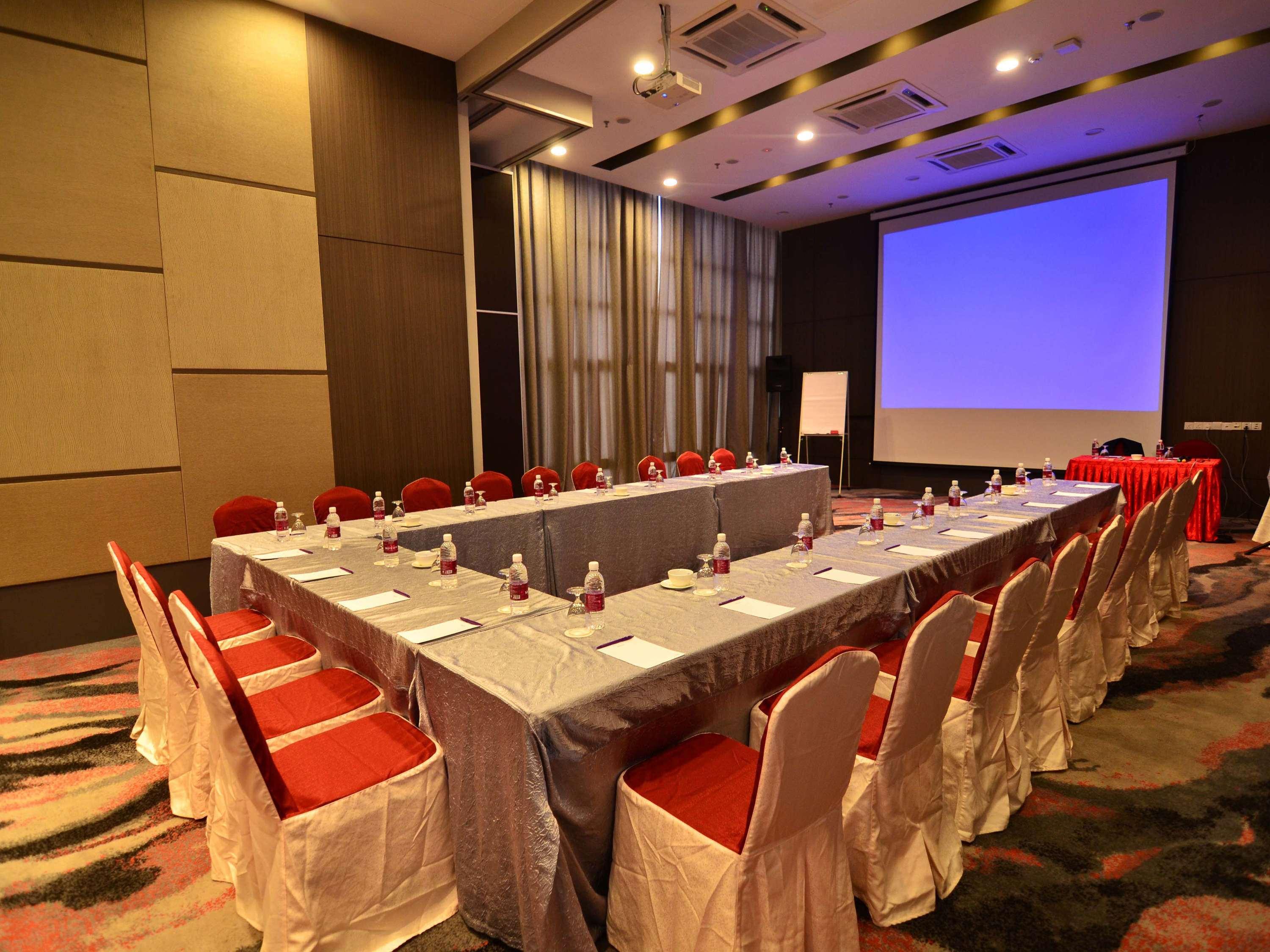 Mercure Selangor Selayang Batu Caves Kültér fotó